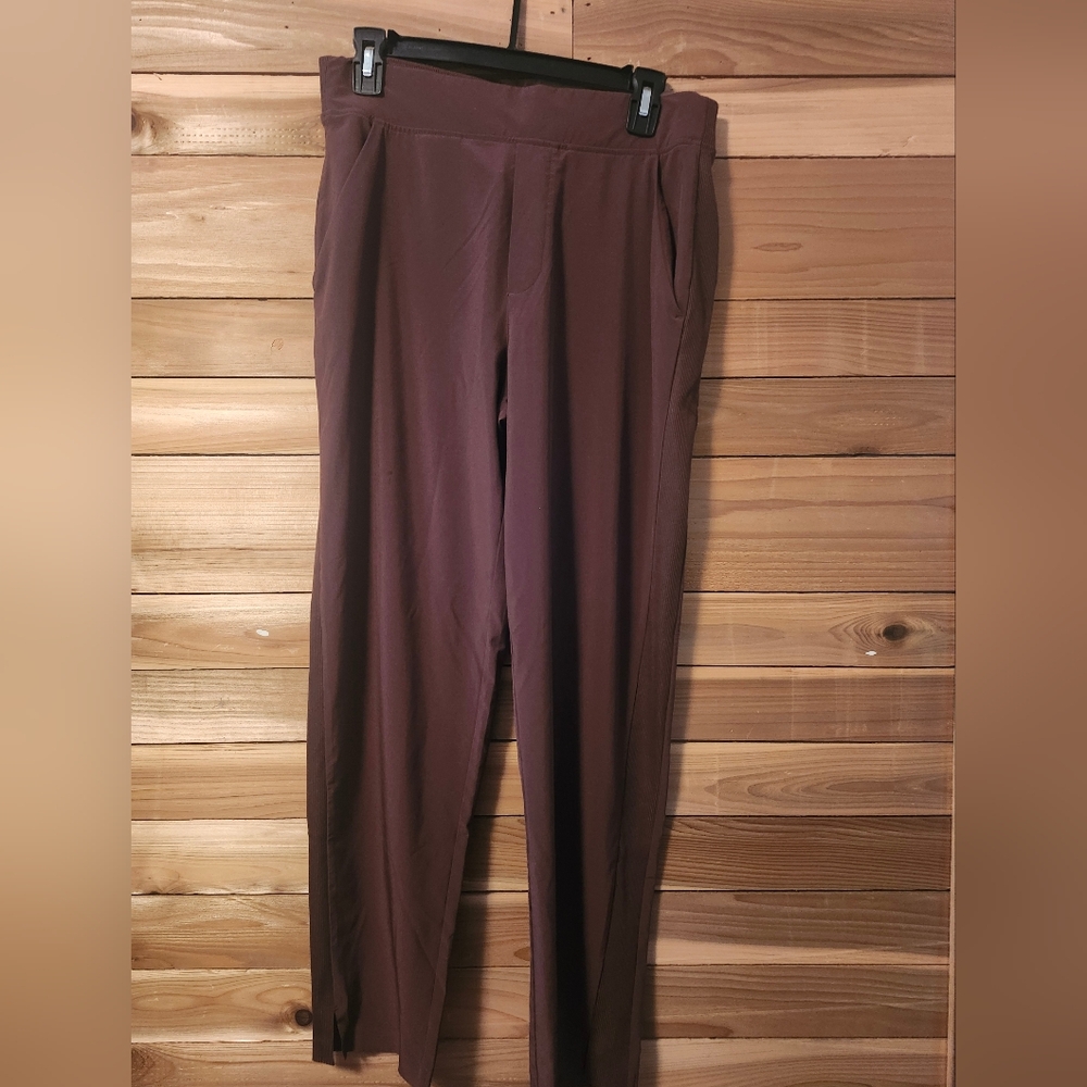 Athleta  Pull-On Pants in Brown Size 8
